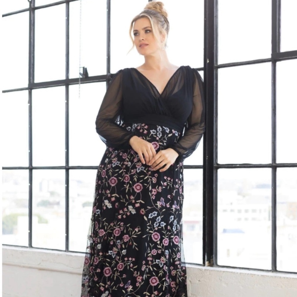 Kiyonna Isabella Embroidered Mesh Gown Dress Maxi Floral Embroidered 4X